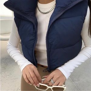NAVY CROPPED VEST
